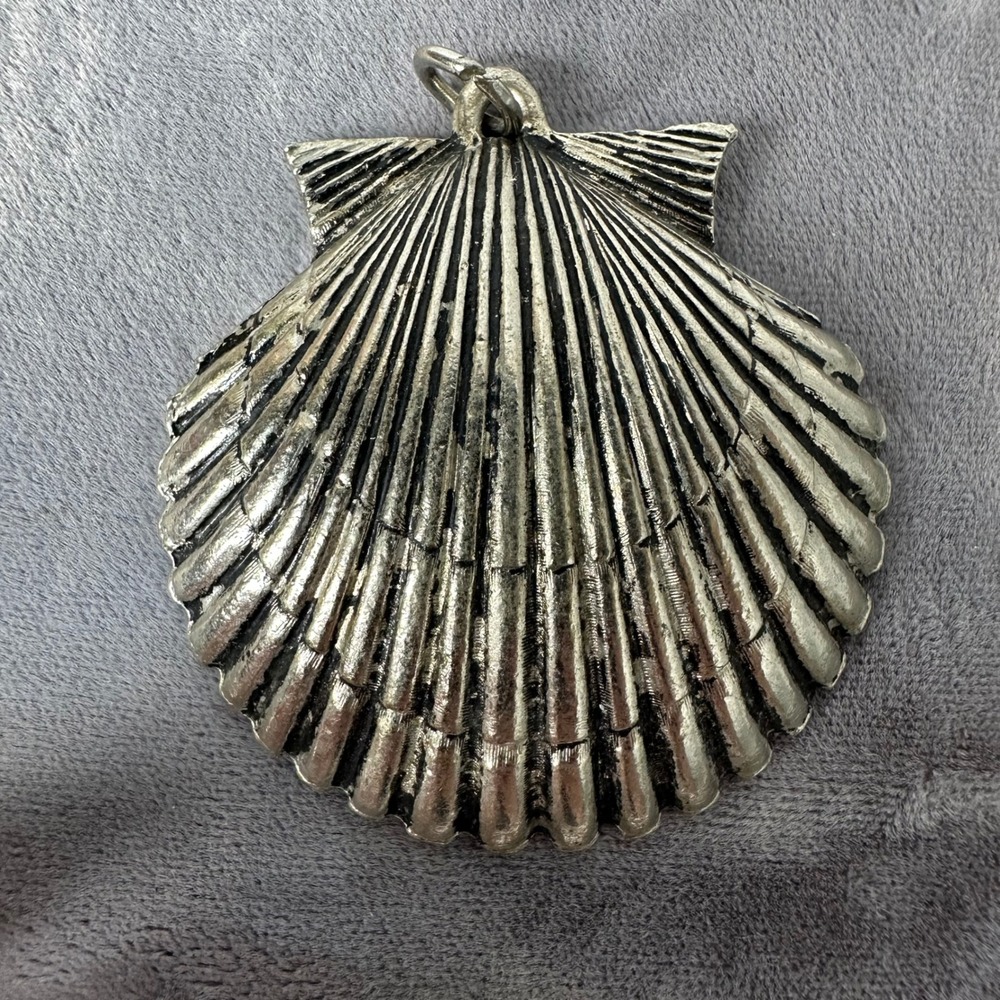 Silver Tone‎ Scallop Seashell Pendant Vtg F Registered Mark Large Statement 2"